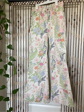 Free People + Wrangler Wanderer 626 High Rise Retro Flare Floral Jeans 30x32 EUC